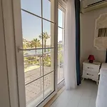Mia Hill Hotel