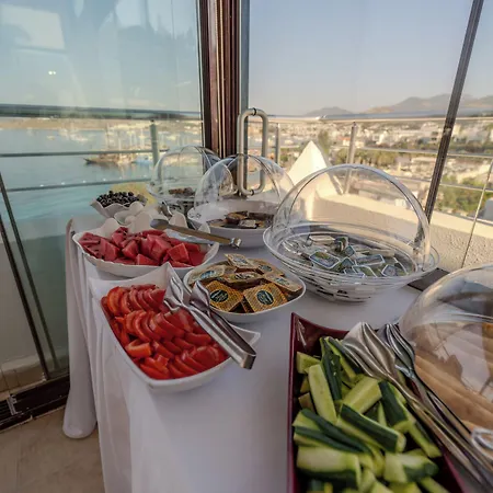Hotel Mia Hill 3*