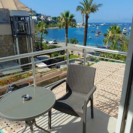 Hotel Mia Hill 3*