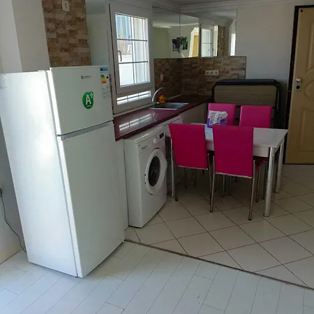 Отель Mia Hill *