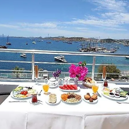 Mia Hill Bodrum